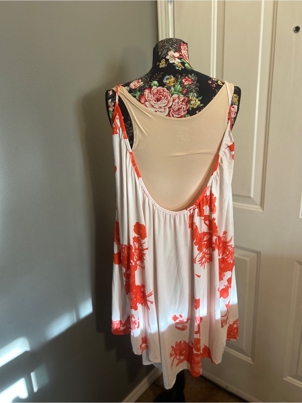 Max Studio Floral Open Back Sundress Flowy Orange White Beach Coverup Tank